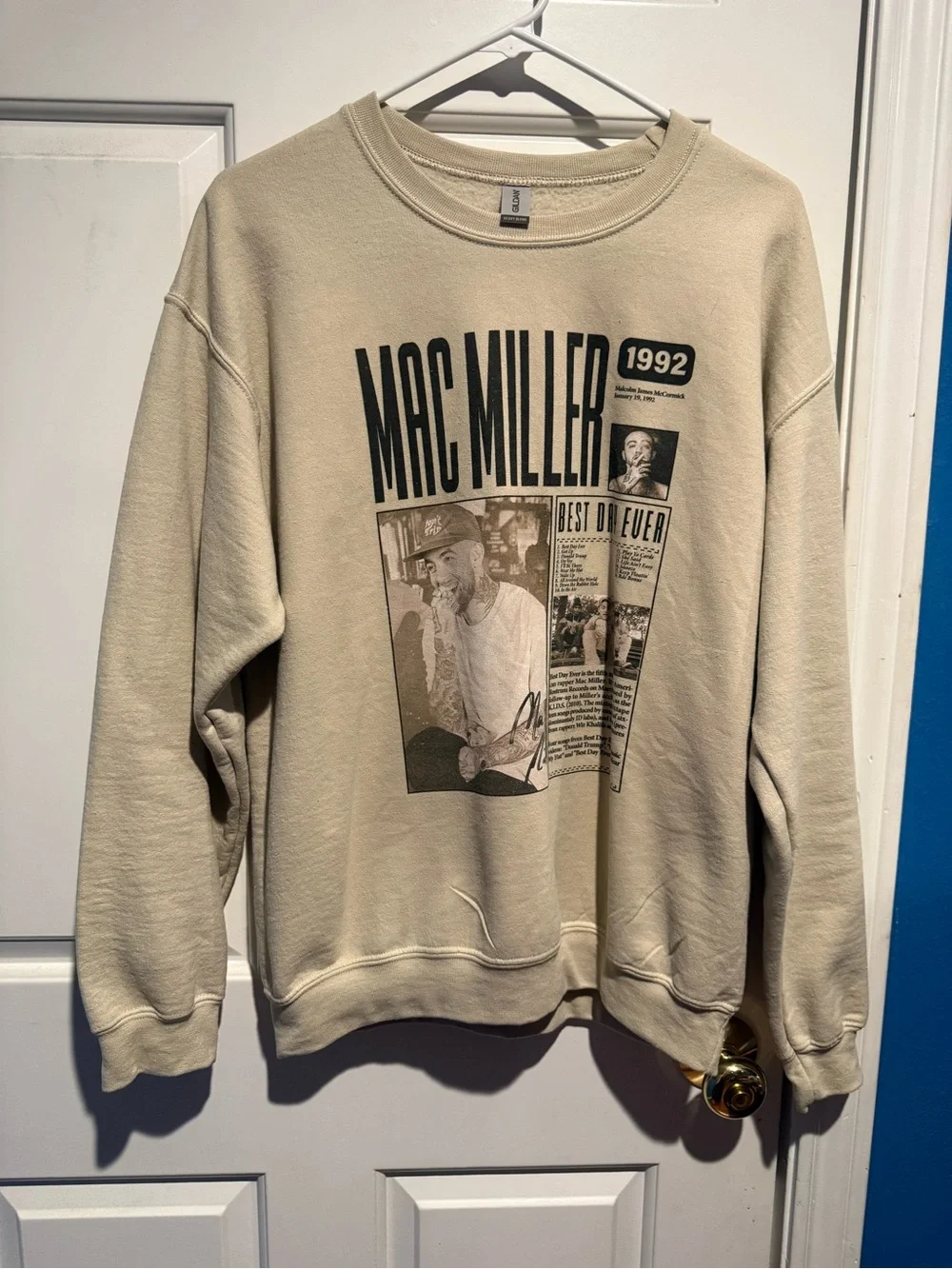 Gildan Unisex Mac Miller Cream Crewneck Sweatshirt - Size Medium